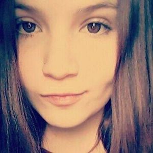 Meet your Posher, Kaitlyn